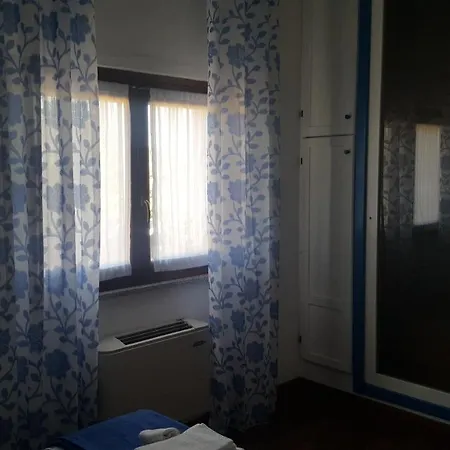 Bed & Breakfast Serra E Mesu Affittacamere