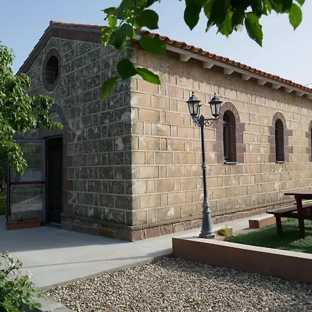 Serra E Mesu לינה וארוחת בוקר 3*