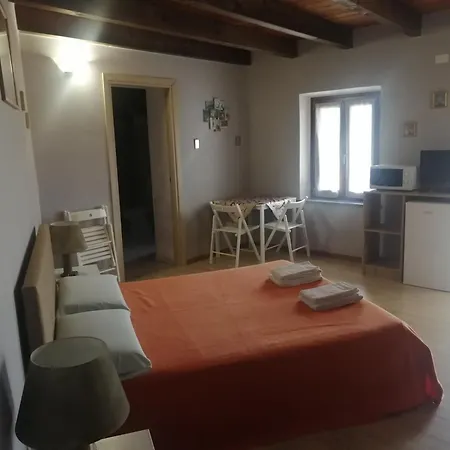 Serra E Mesu Affittacamere * Magomadas