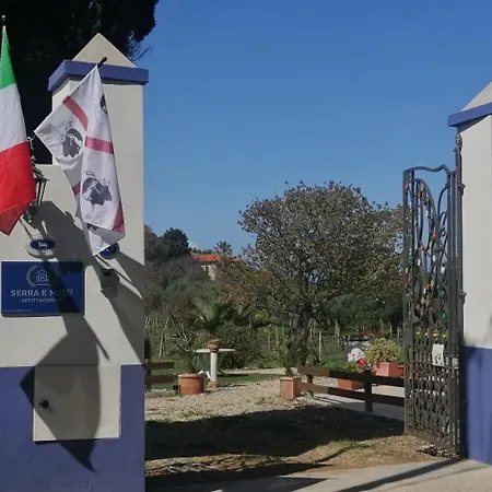Serra E Mesu Affittacamere * Magomadas