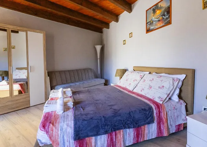 Serra E Mesu Affittacamere 3*