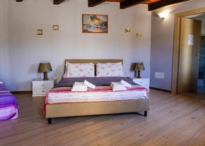 Serra E Mesu Affittacamere 3*