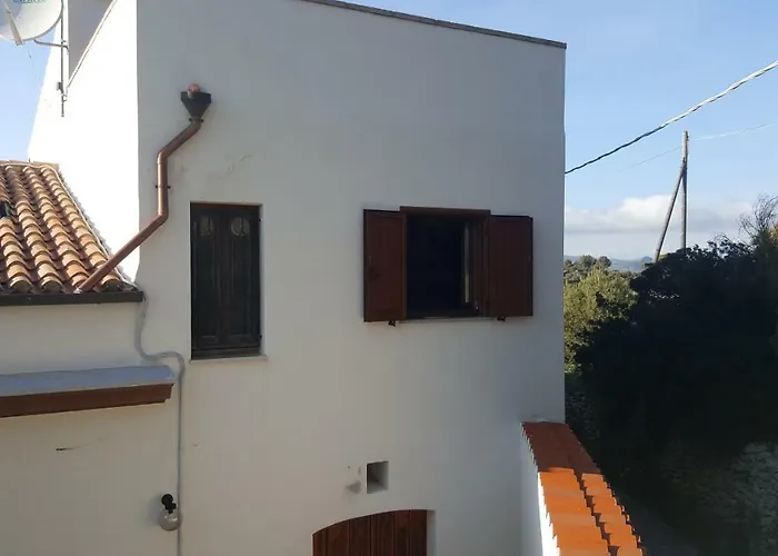 Frühstückspension Serra E Mesu Affittacamere Magomadas