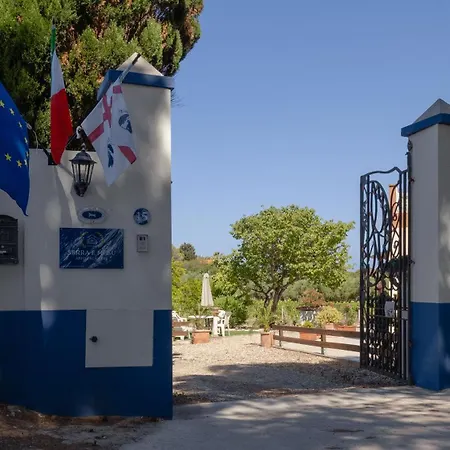 Frühstückspension Serra E Mesu Affittacamere 4*