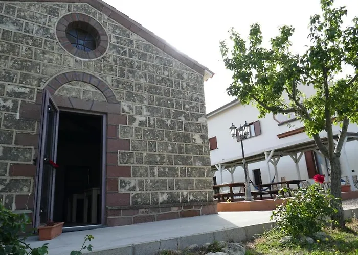 Serra E Mesu Affittacamere Bed & Breakfast