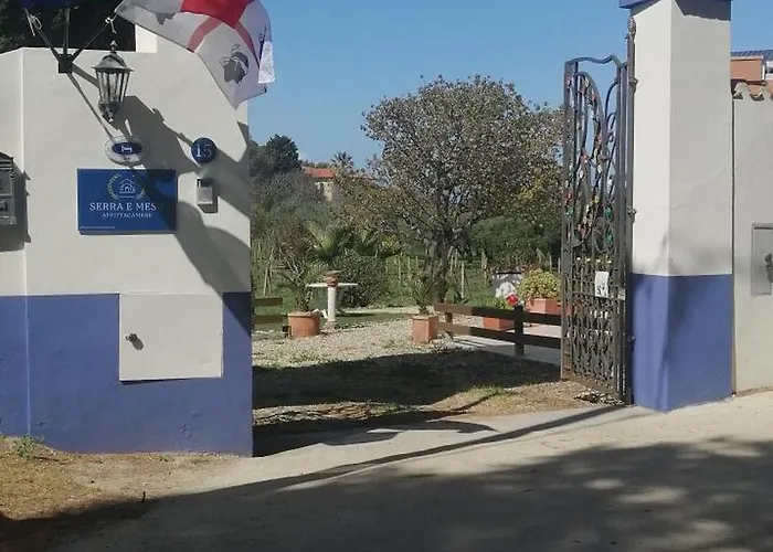 Serra E Mesu Affittacamere Bed & Breakfast