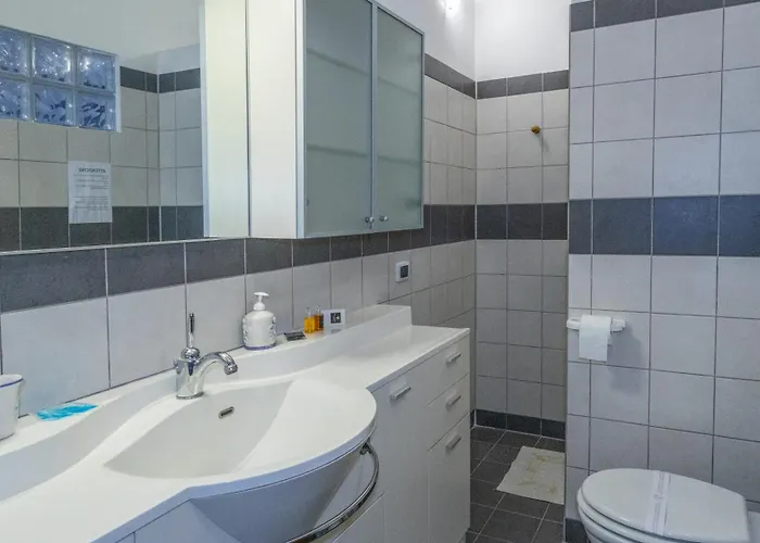 Serra E Mesu Affittacamere 3*